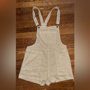 Khaki/beige colored overalls shorts